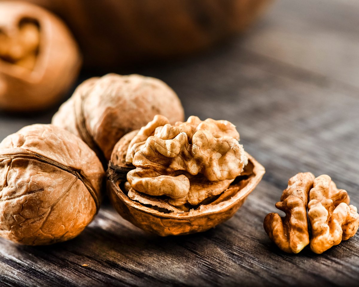 SamaHoole's tweet photo. Walnuts are 65% fat, and most of it is fragile polyunsaturated oil, the omega-6 kind that oxidises on contact with air, heat or time. Which is why walnuts go rancid faster than almost any nut on the shelf. That half-used bag in your cupboard oxidised weeks ago.

And it gets worse than stale. Walnuts are one of the tree nuts most prone to mould, and that mould can throw off aflatoxin, one of the most potent carcinogens known. The bag brings the usual plant armoury too: phytic acid that blocks mineral absorption, tannins that hinder protein, oxalates that feed kidney stones.

"But walnuts have omega-3!" They have ALA, the plant form, and your body converts barely a few percent of it into the DHA your brain actually runs on. You would need to eat them by the bucket to match a single fillet of fish, taking on a vast load of oxidising omega-6 to get there.

The brain-shaped-nut-for-your-brain line is folklore dressed as science, built on a coincidence of shape.

The halo of virtue is borrowed as well. Nearly all of America's walnuts come from drought-stricken California, drinking down irrigation water by the orchard.

Eat fish for the DHA your brain can use without the conversion tax. Walnuts are calories with a publicist.