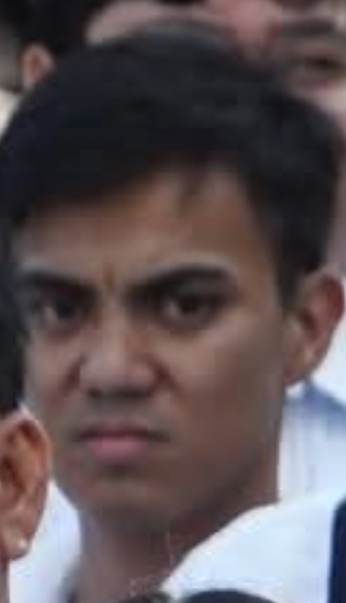 xoxoaiah's tweet photo. @aaaabcdefghijk_ Senwin be like: lamang lang sa hairline yan eh 😒 https://t.co/D4FdmIEh4C