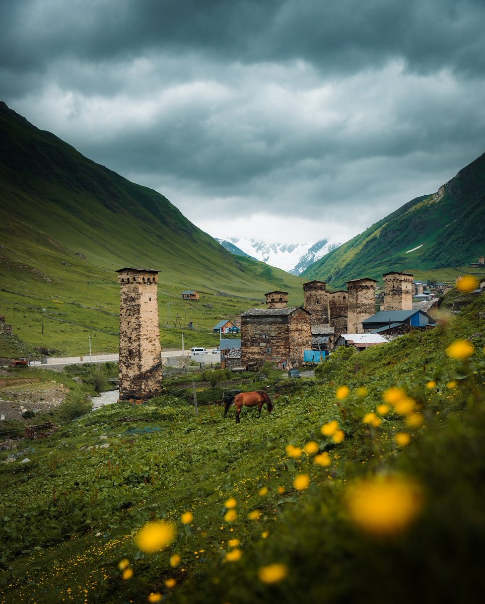 visualsofearth1's tweet photo. The remote village of Ushguli in Georgia’s Caucasus Mountains https://t.co/Ne08OnWiqS