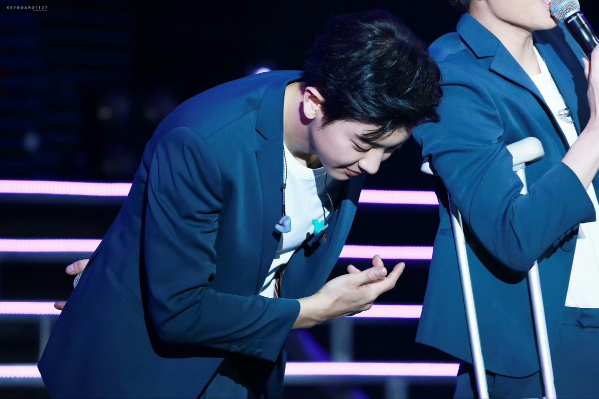 s0mte0l's tweet photo. 차뇨 왕자님 인사 진짜... 좋음 https://t.co/UJR6E79lqu