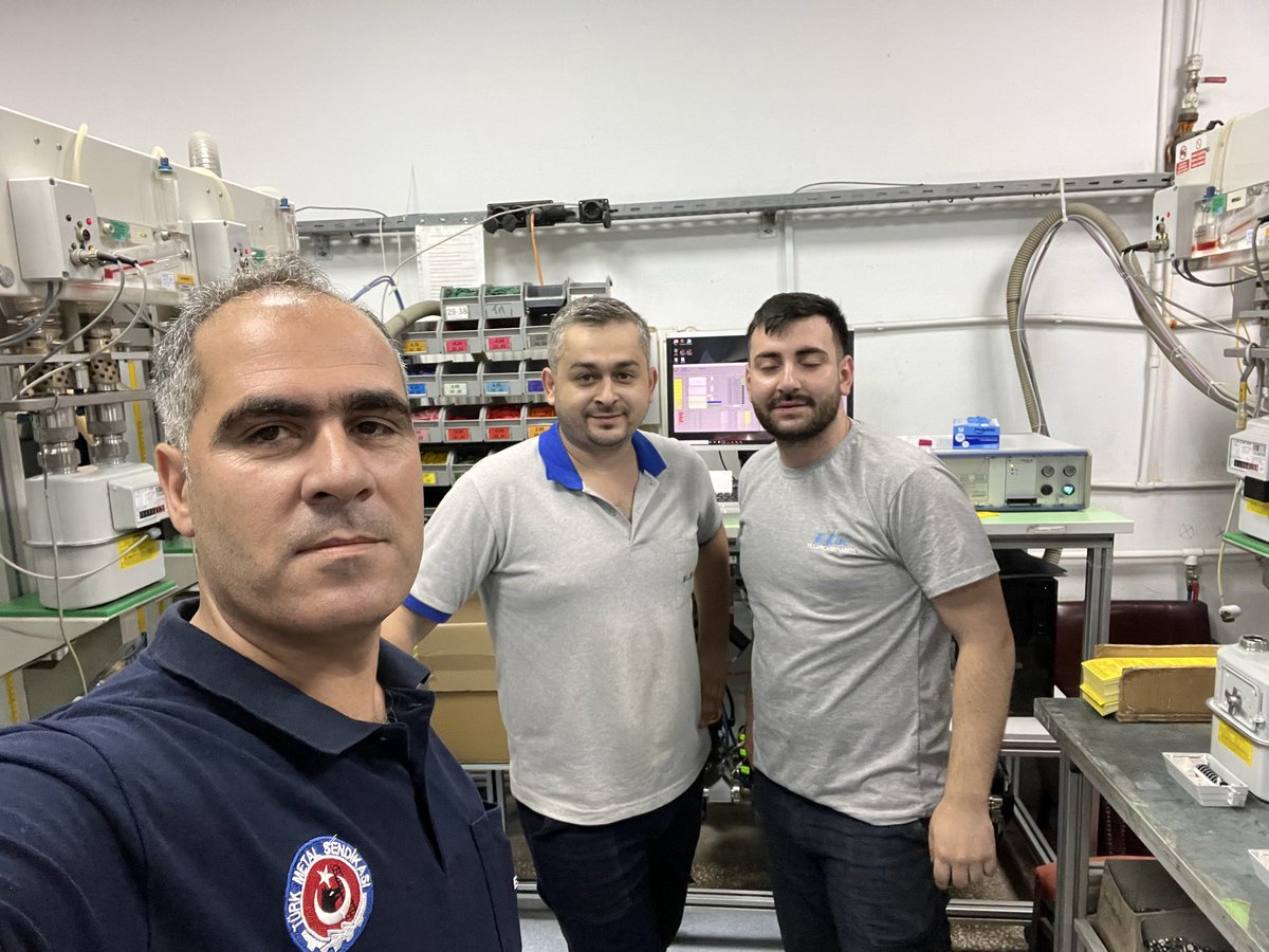 ismail_N_B's tweet photo. Türk Metal sendikası Tuzla şubesine bağlı E.C.A Elsel Gaz Armatürleri AŞ. İş yerimizde çalışan arkadaşlarımızı haftanın ilk iş gününde çalışma alanlarında ziyaret ederek kolaylıklar diledim.
#ElselGaz
#YaşasınTürkMetalKardeşliği https://t.co/tCRIheK1Av