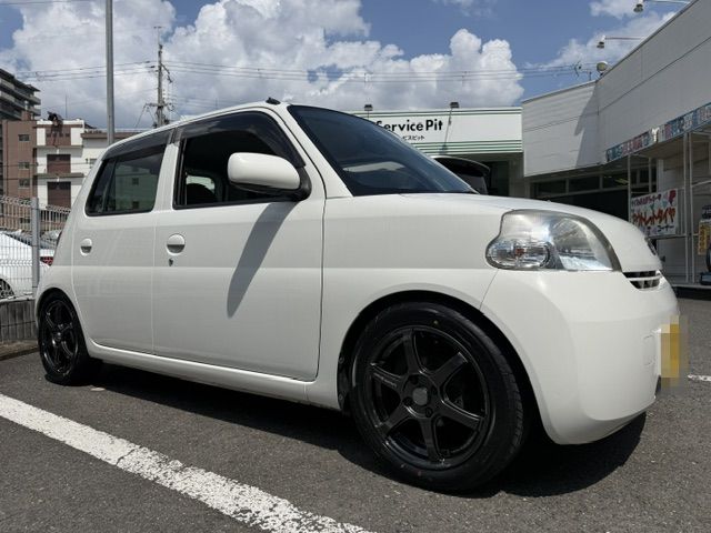 QVqWUr87QXWjrF7's tweet photo. エッセに「クロススピードRS6 15-5.5J」と「ADVAN FLEVA V701 165/55R15」と「TANABE車高調 PRO CR」をお取り付けさせていただきました。ツライチでバッチリと仕上がっております。＾＾　
https://t.co/4QxdxT3ROX
#ESSE #CROSSSPEED #RS6 #ADVAN #FLEVA #V701 #TANABE #PROCR #車高調 https://t.co/02UeprVgif
