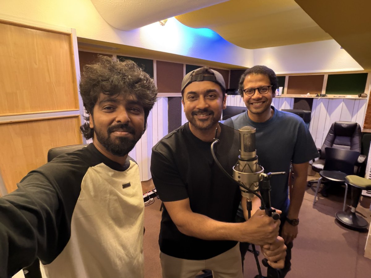 TFI4Ever's tweet photo. THE ONE
@Suriya_offl
anna  sings a dance number for #vishwanathandsons https://t.co/xw0Mf2UibK