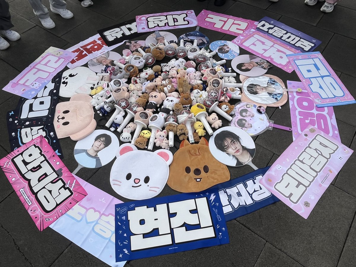 3ovehj's tweet photo. #스테이_트친소 #스테이트친소
입덕한지 12nn일된 고딩황프입니다!!
다들 친해져요ㅠㅠ

♡=f
rt=f+dm https://t.co/9eQHWgGon5