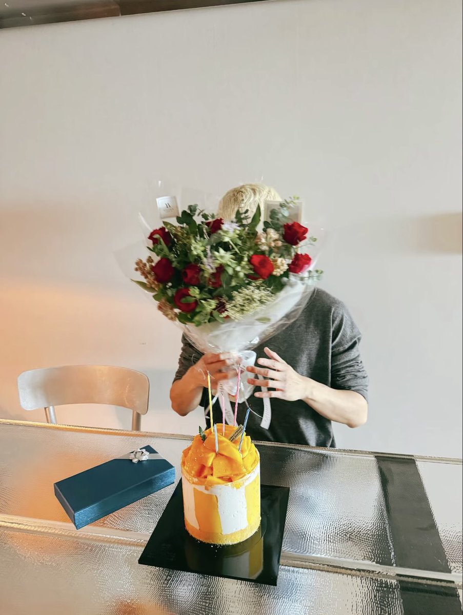 jaeyongenjoyer's tweet photo. na para bang nag-date eh tapos shy type ‘yung boyfriend 😭 https://t.co/PfNI8xqbfc