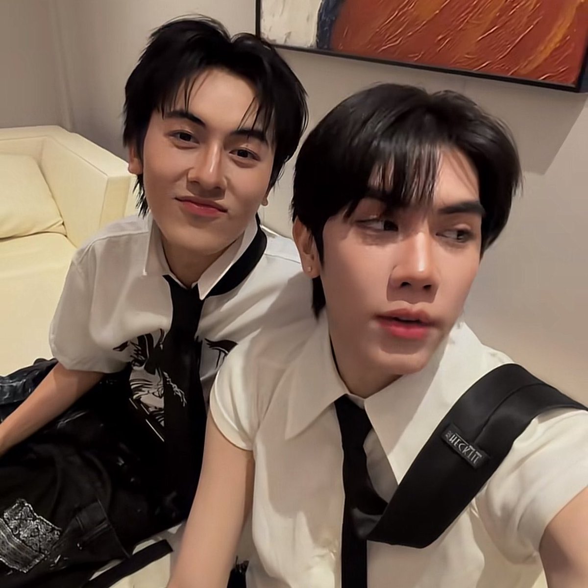gGornChokun's tweet photo. >< 🩷💚🤭 https://t.co/USJDppRnoa
