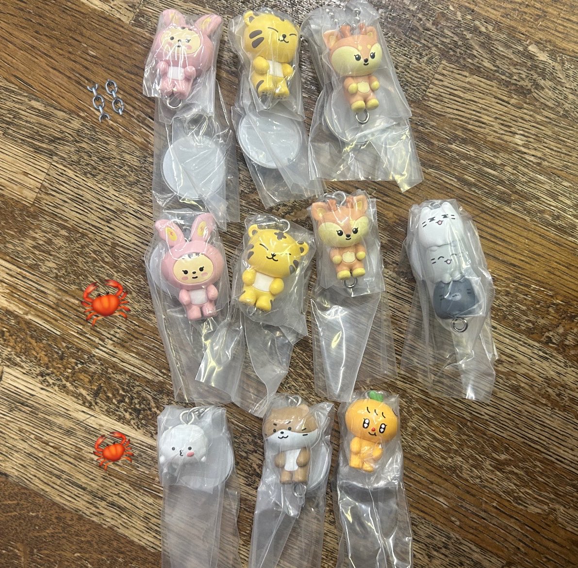 jmtw562's tweet photo. SEVENTEEN MINITEEN セブチ ミニティーン ガチャ 交換

【求】エスクプス、ミンギュ(🦀⛓️)

【譲】🦀ジョンハン、ホシ、ジョシュア、ジュン、ウジ、スングァン、ディノ
⛓️ジョンハン、ホシ、ジョシュア

ケレンで交換できる方のみ(両日◎)
お気軽にお声がけ下さい🙇🏻‍♀️ https://t.co/beMlRHqJkU