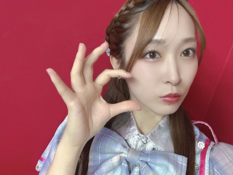 28daisukiman's tweet photo. @Chu_Z_futaba 
双葉🌱💗🌱こんばんは🌃
今日も1日色々お疲れ様🥰
今日も良き1日やったかな？
🌰は今日も双葉🌱💗🌱大大大大大好きマンで頑張れたので良き1日やったよ💗🩷🥰
あと数日頑張れば双葉🌱💗🌱に会えるの楽しみ❣️
だから明日も双葉🌱💗🌱大大大大大好きマンで頑張るマン✊🏻💕💖 https://t.co/DFs51zxPmq
