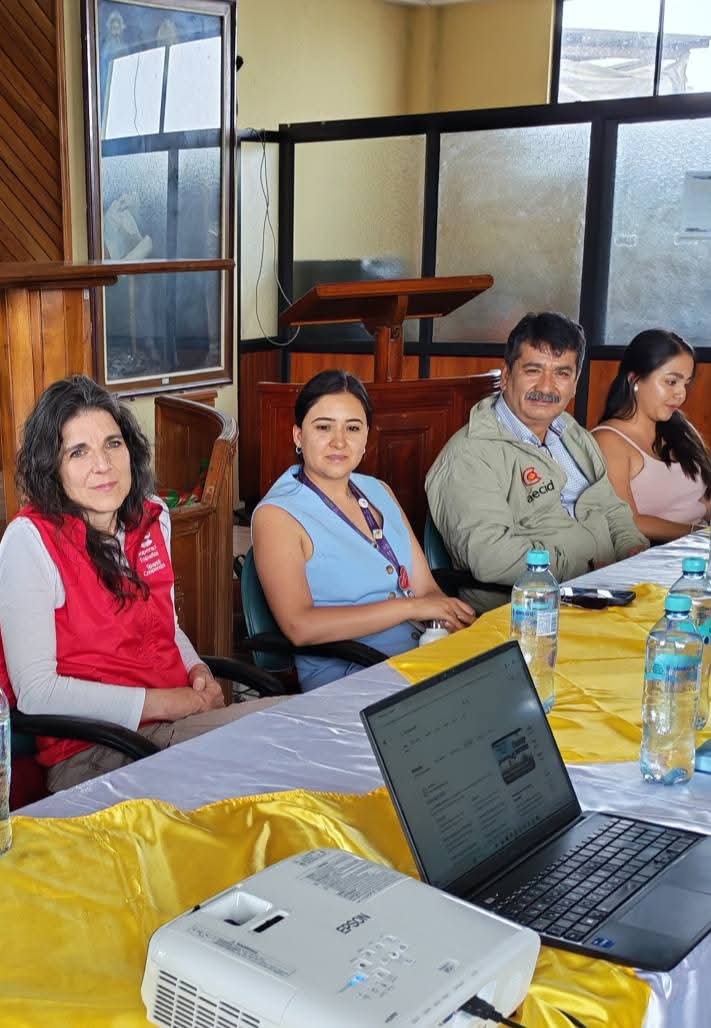 DPS_Cotopaxi's tweet photo. #Cotopaxi I Andrea Robalino, Directora Provincial participó con su equipo técnico en la socialización del Proyecto “Nutrición y Seguridad Alimentaria con enfoque agroecológico en el Subtrópico de Cotopaxi” financiado por la AECID y ejecutado por SED con su socio local #FEPP... https://t.co/NtbLVG8wVI