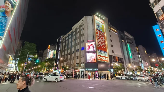 kr3_ue2's tweet photo. すすきの店のラウンドワン来れるひとー！ https://t.co/vsN2r0EOTU
