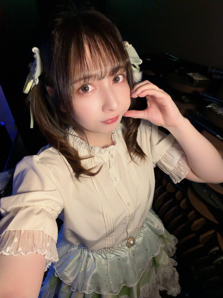 みこみ tweet media