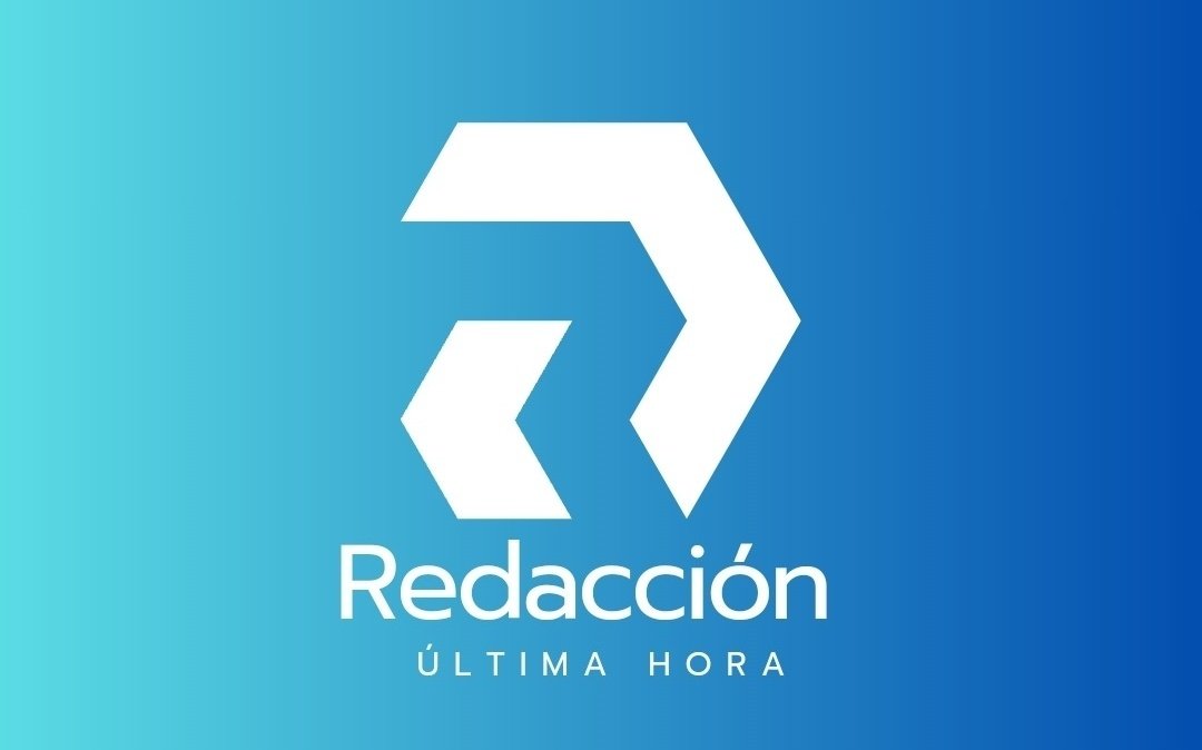 RedaccionUH's tweet photo. Última Hora: La Fiscalía pide que le sea retirado a #Zapatero el pasaporte y no pueda salir de España. Ha negado ante el juez haber influido en el rescate de Plus Ultra y no ha declarado sobre las joyas https://t.co/4VlpKxUb6L