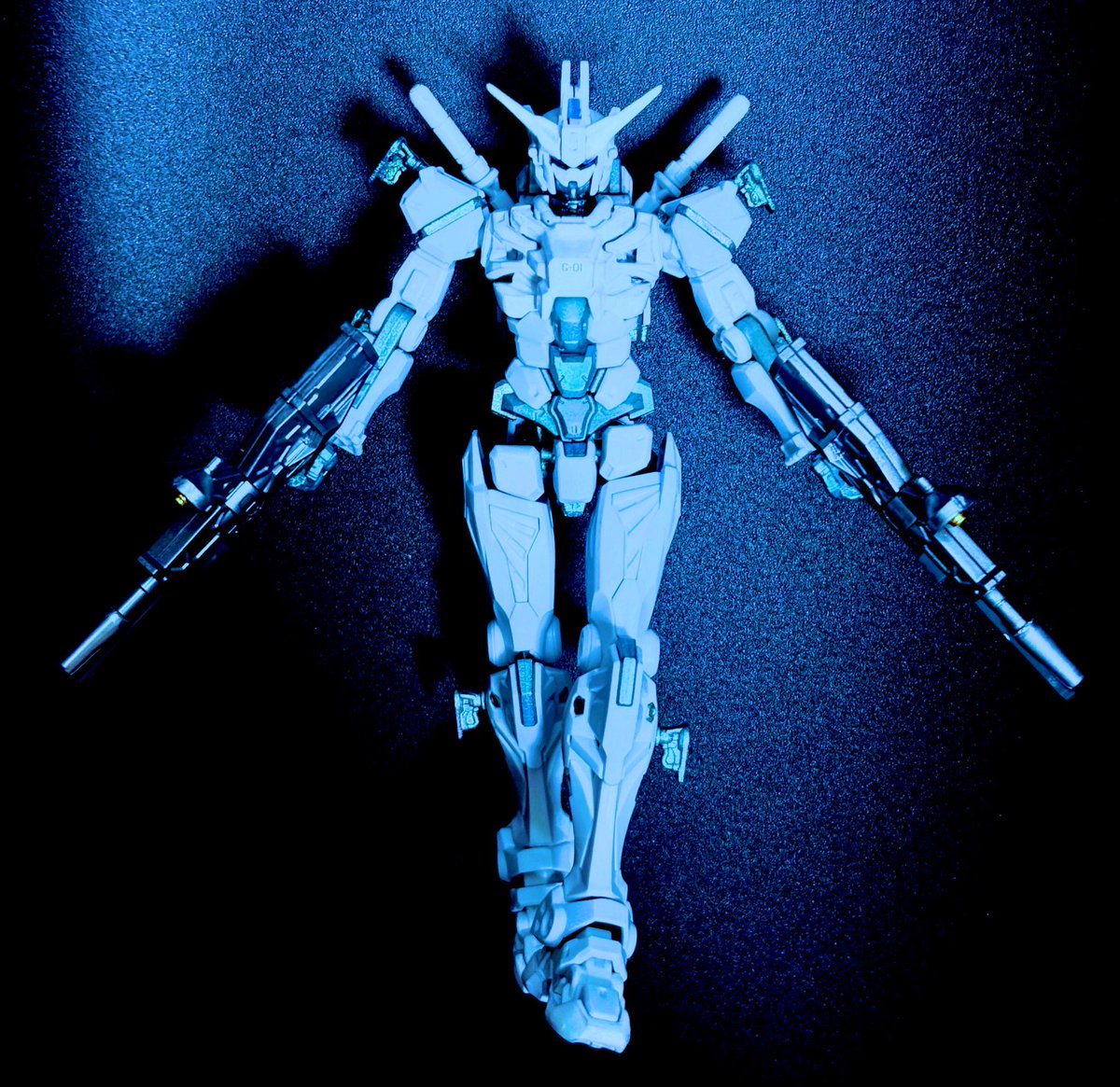 StagCutley's tweet photo. #これを見た人は無言で白が入っている画像を貼れ
#ガンプラ
#ミキシング
#ジリウス https://t.co/3PWZDaSCYq