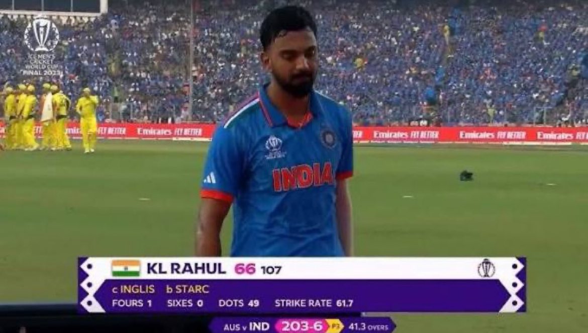 Honest KL Rahul Fan💛💙 tweet media