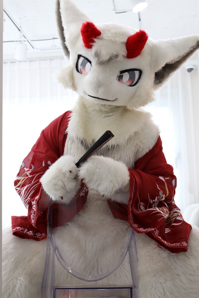 chlclgns11_'s tweet photo. 😘
#FursuitEveryday #Fursuit https://t.co/u25myVMbtJ
