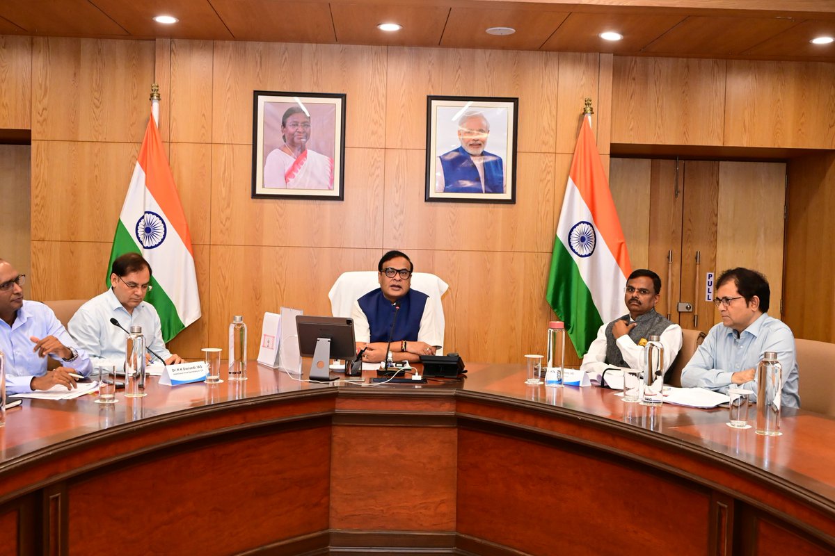 CMOfficeAssam's tweet photo. Ahead of the NEET-UG 2026 re-examination, HCM Dr. @himantabiswa reviewed preparedness with DCs, SSPs and district officials to ensure a free, fair and transparent examination.

✅ Joint inspection of all examination centres by district administration and police
✅ Technical audit of CCTV, biometric systems and signal jammers
✅ Women police deployment and double-layer frisking as per NTA norms
✅ Strict monitoring and security of question paper lockers
✅ District-level CCTV monitoring and control room activation
✅ Free ASTC bus travel for candidates on production of admit cards

A total of 43,319 candidates will appear for the examination across 87 centres in 17 cities of Assam.