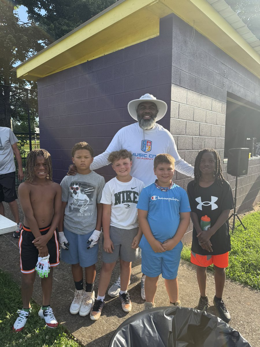 MCA_Nash's tweet photo. Great Day 1 at the Joelton Football Camp! 🏈

Proud of the energy, effort, and attitude these young athletes brought today. Football is bigger than the game, it builds discipline, confidence, teamwork, and character.

Excited for Day 2!

#joeltonvikings #TeamOverSelf https://t.co/v1s2jXeCmX
