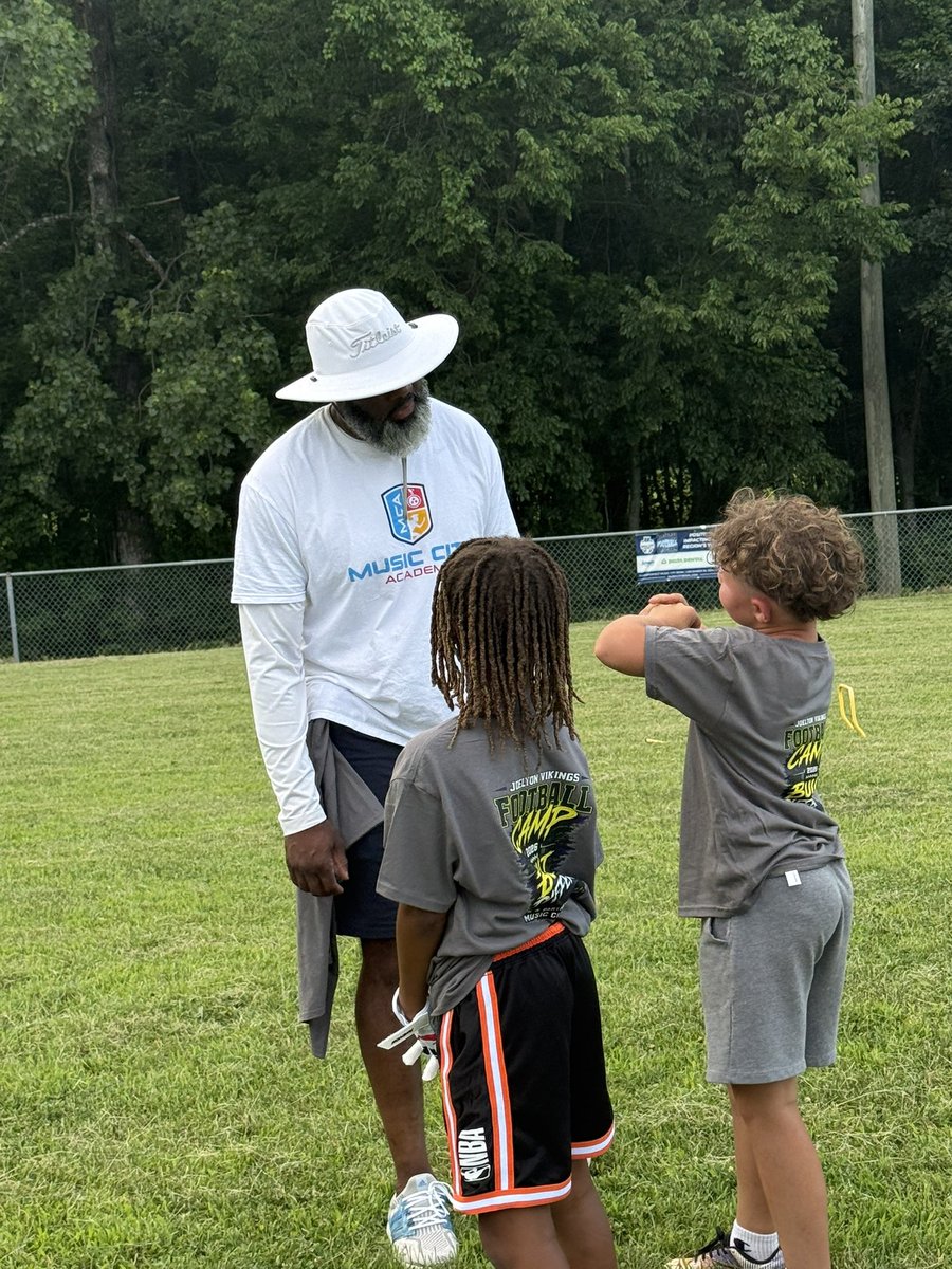 MCA_Nash's tweet photo. Great Day 1 at the Joelton Football Camp! 🏈

Proud of the energy, effort, and attitude these young athletes brought today. Football is bigger than the game, it builds discipline, confidence, teamwork, and character.

Excited for Day 2!

#joeltonvikings #TeamOverSelf https://t.co/v1s2jXeCmX