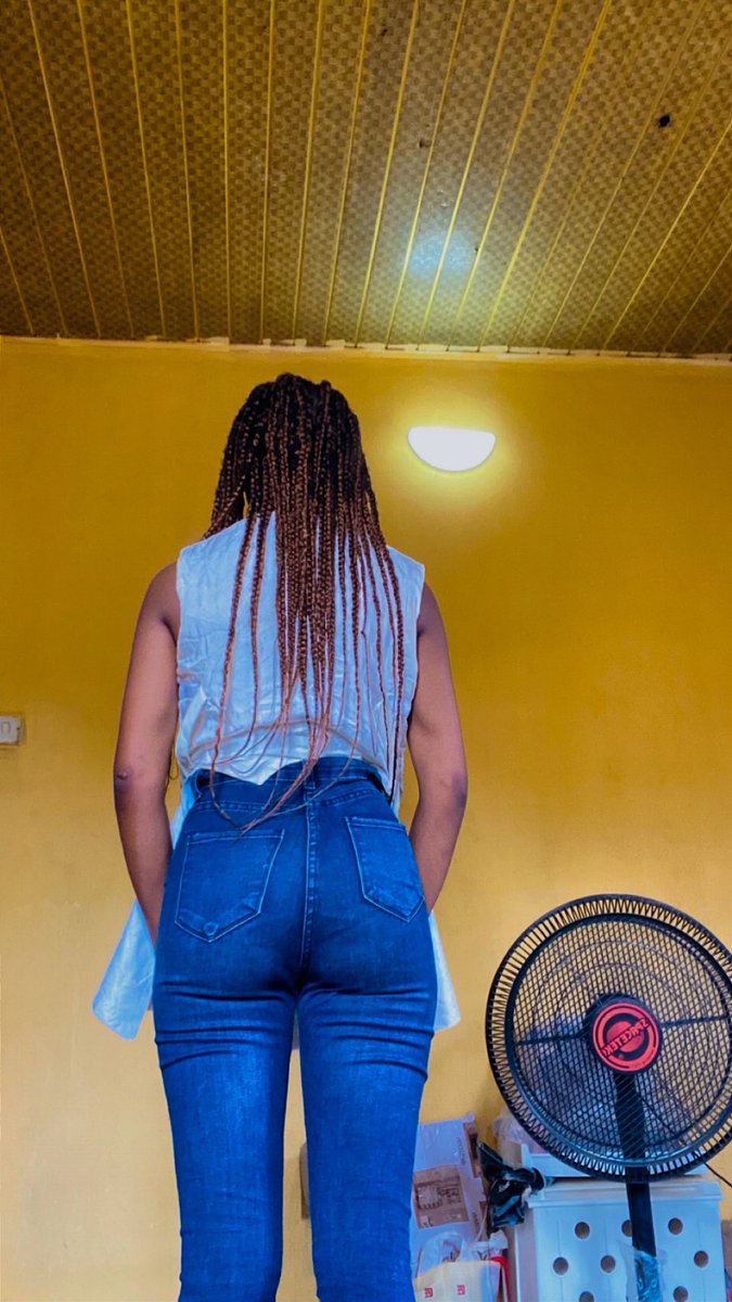 Slimabbie's tweet photo. With my shape, you cannot expect me to cook, wash, sweep or clean for any man 

I am not a slave https://t.co/8OhkvjSUNE