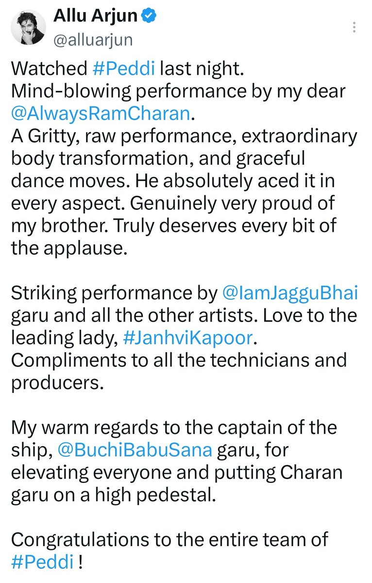FilmyBowl's tweet photo. #RamCharan, #AlluArjun, #AlluSirish మధ్య ఉన్న బాండింగ్ మాటల్లో చెప్పలేనిది! 🤝❤️

రూమర్స్ వస్తుంటాయి.. ట్రెండ్స్ మారుతుంటాయి.. కానీ ఈ బ్రదర్‌హుడ్ మాత్రం ఎప్పుడూ స్ట్రాంగ్‌గానే ఉంటుంది. 💯🔥

Allu Bros &amp; RC — Always Together! 🦁🤝🐎

@AlwaysRamCharan @alluarjun @AlluSirish https://t.co/nep1RL0eNB