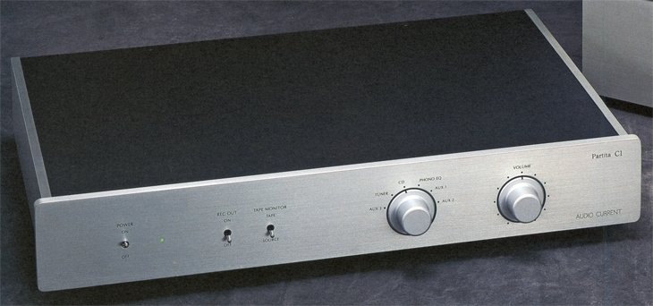 cornerofspace's tweet photo. 昔のプリアンプで気になるものといえばこれですね。Audio CurrentのPartita C1 https://t.co/p8KDKRqMoR