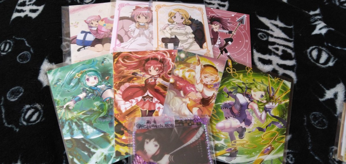 PCb1M4cChU18063's tweet photo. まどかマギカ　まどマギ　交換
アニメイト　ローソン、一番くじ
缶バッジ、クリアカード

譲:1,2,3,4枚
求:同異種ほむら、アリナ、れん

郵送のみ。
検索からもお気軽にお声掛け下さい。 https://t.co/lJCVI0FGAf