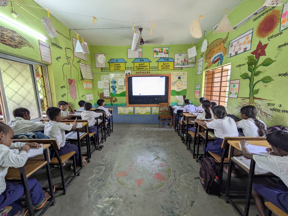 school_in_abox's tweet photo. From counting numbers to solving problems, students of are discovering the power of Fatepur Primary School mathematics through engaging and interactive learning experiences with SIAB.
#SchoolInABox #SIAB #MathLearning #DigitalEducation #ITCWB #FutureReady https://t.co/FsKuBvCaT5