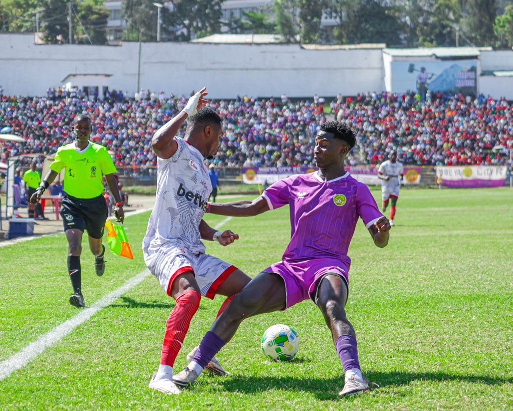 SimbaSCTanzania's tweet photo. 45’ | Mbeya City 0-1 Simba SC. #NBCPremierLeague #NguvuMoja https://t.co/joc5sBLLK1