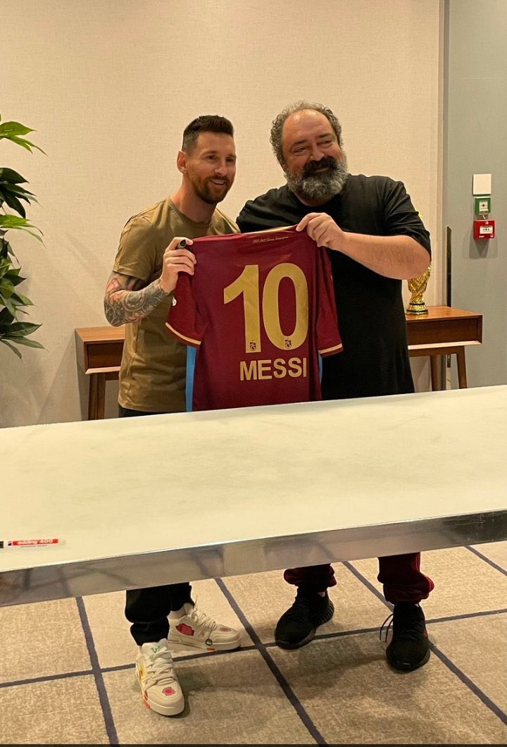 Dik Futbol tweet media