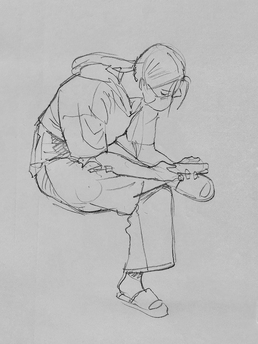 クロッキー会に参加しました。ここ最近仕事では人間以外を描いているので、人を描くのはクロッキーの時間だけです。今日も精一杯のびのび描きました。 