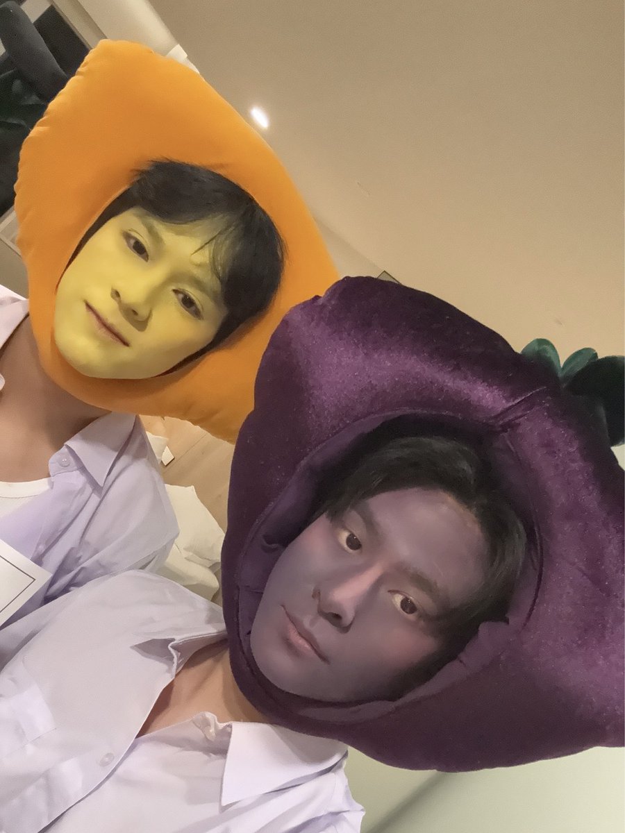 mycutienanonie's tweet photo. พี่ตู่                                                            ลูกศิษย์ https://t.co/vgcGHC4GDj