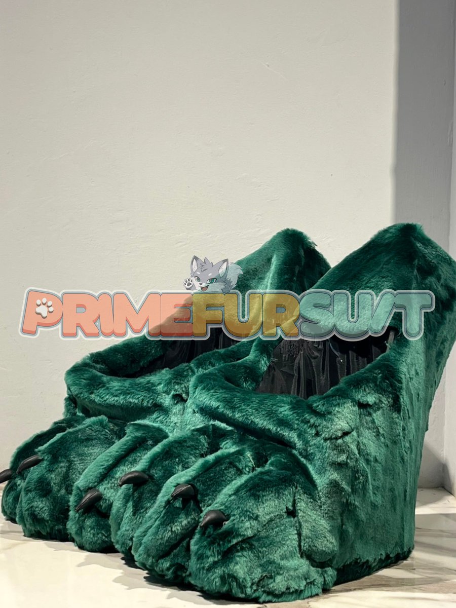 primefursuit's tweet photo. ๐พ Crafted with passion, built to stand out.
๐ Every pawprint starts with a dream.
#Fursuit #FursuitMaker #FurryFandom #FurryArtist #FursuitPaws #FursuitTail #HandmadeFursuit #FurryCommunity #Fursona #CommissionOpen #FurryMaker #Craftsmanship #FursuitWorkInProgress #FurryTikTok #FurryArt