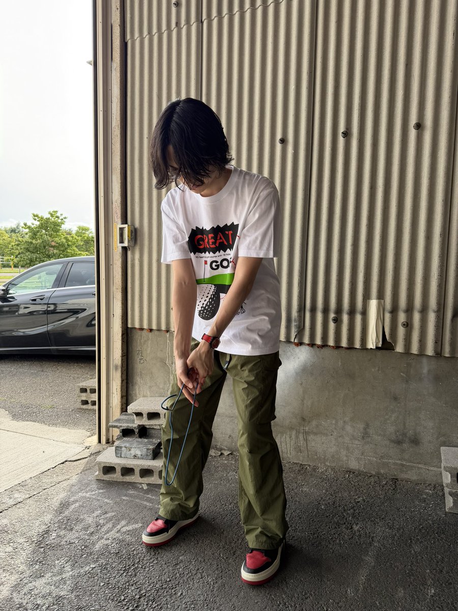akitokatayose's tweet photo. 引っ越しって大変。とにかくやらなければならないことばかり。

やっとSNSにも向き合える余裕ができたかなと思ったら、今年初のGREAT3ワンマンまであと数日だ。告知もあまりできていなかった🙇‍♂️

6/20（土）にVeats Shibuyaでやるのですが、まだ前売チケット少しあります。昨日からリハーサルで集まってるけど、めちゃめちゃいい感じで最高に楽しい。ぜひ観に来て欲しい！

花井祐介、我喜屋位瑳務、両画伯による「玉突き」＆「GOLF」限定Tシャツもご用意してお待ちしております（写真は男女ともにLサイズです）