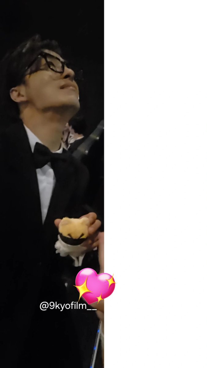 레이 tweet media