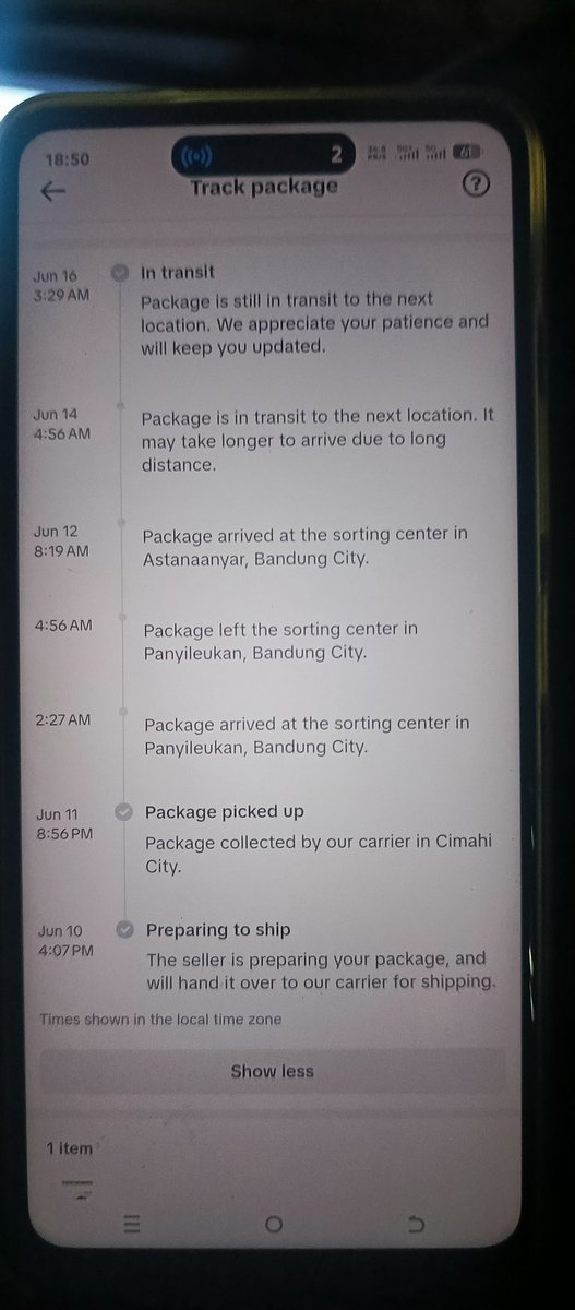 mightyanoe's tweet photo. Pesanan saya yg dikirim @jntexpressid dari tgl 10 sampe sekarang belom nyampe aja nih.. liat imfo nya in transit mulu. Padahal dari cimahi doang ke bdg.. https://t.co/dENfL7Ig2U