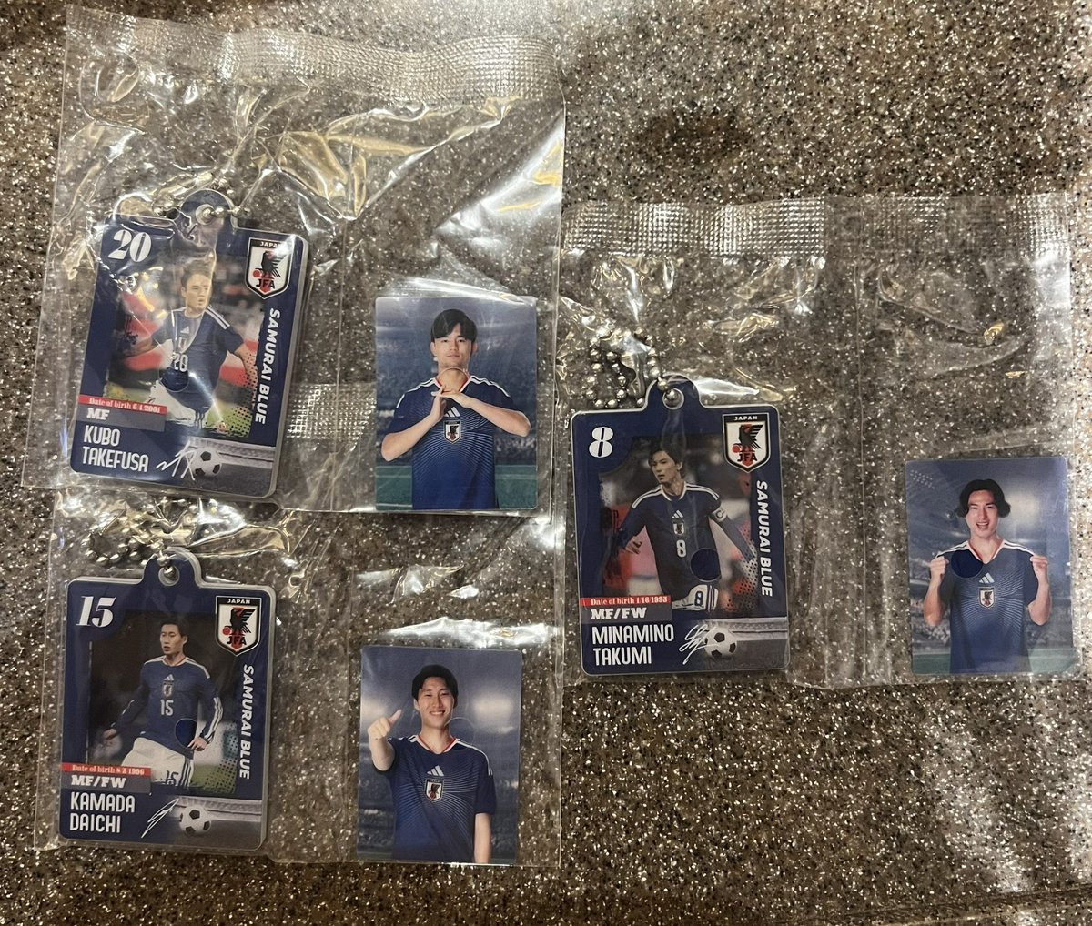 msks2mtmt's tweet photo. だれでもアクリルチャームDX
サッカー日本代表 ver.

【譲】南野、久保、鎌田

【求】中村(無限回収)

都内にて交換希望です。
郵送も可能、1〜3つまとめて定価買取も可能です。
お気軽にお声がけください。

#SAMURAIBLUE       
#サッカー日本代表
#サムライブルー https://t.co/1m2c1ABjHc