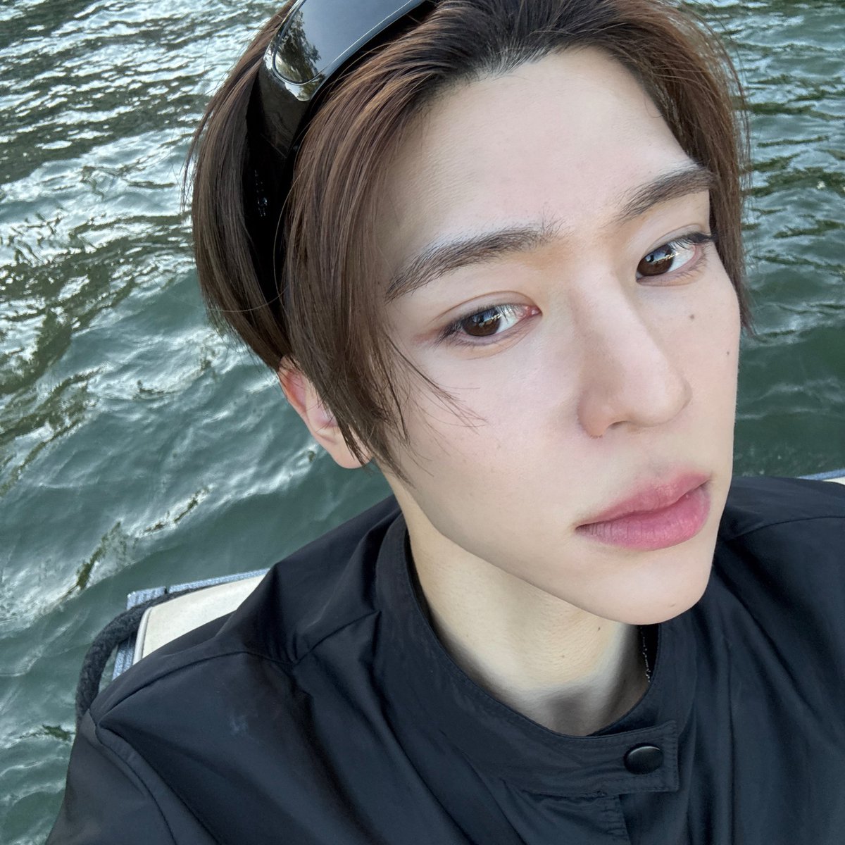 s2eps2ep_'s tweet photo. 존나 이쁜데 오늘 심지어 청순함 https://t.co/zt7C6Za2uw