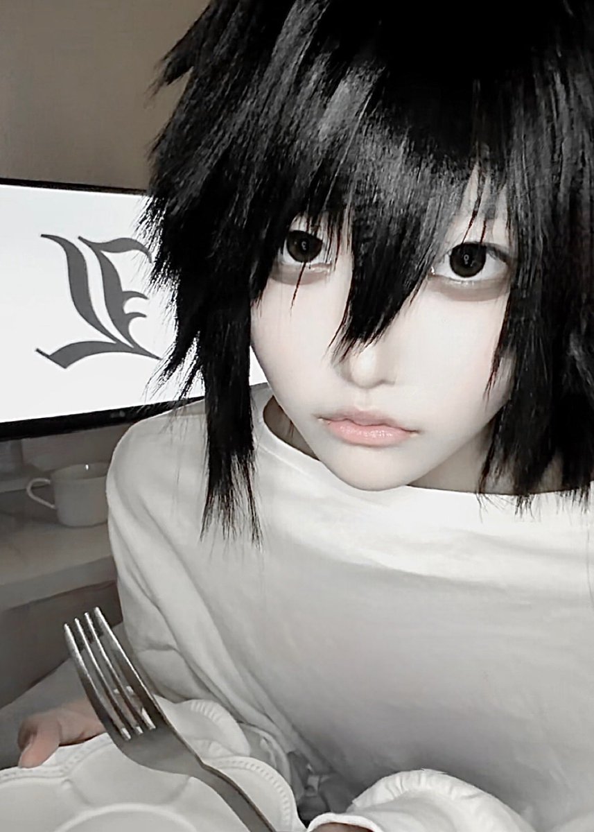 aiz0akaa's tweet photo. Cosplay￤L-Lawliet

やはり私だけがケーキを食べている事にムカつかれたんですね

#デスノートコスプレ #DEATHNOTEcosplay
#cosplay https://t.co/xlMwk6kUes