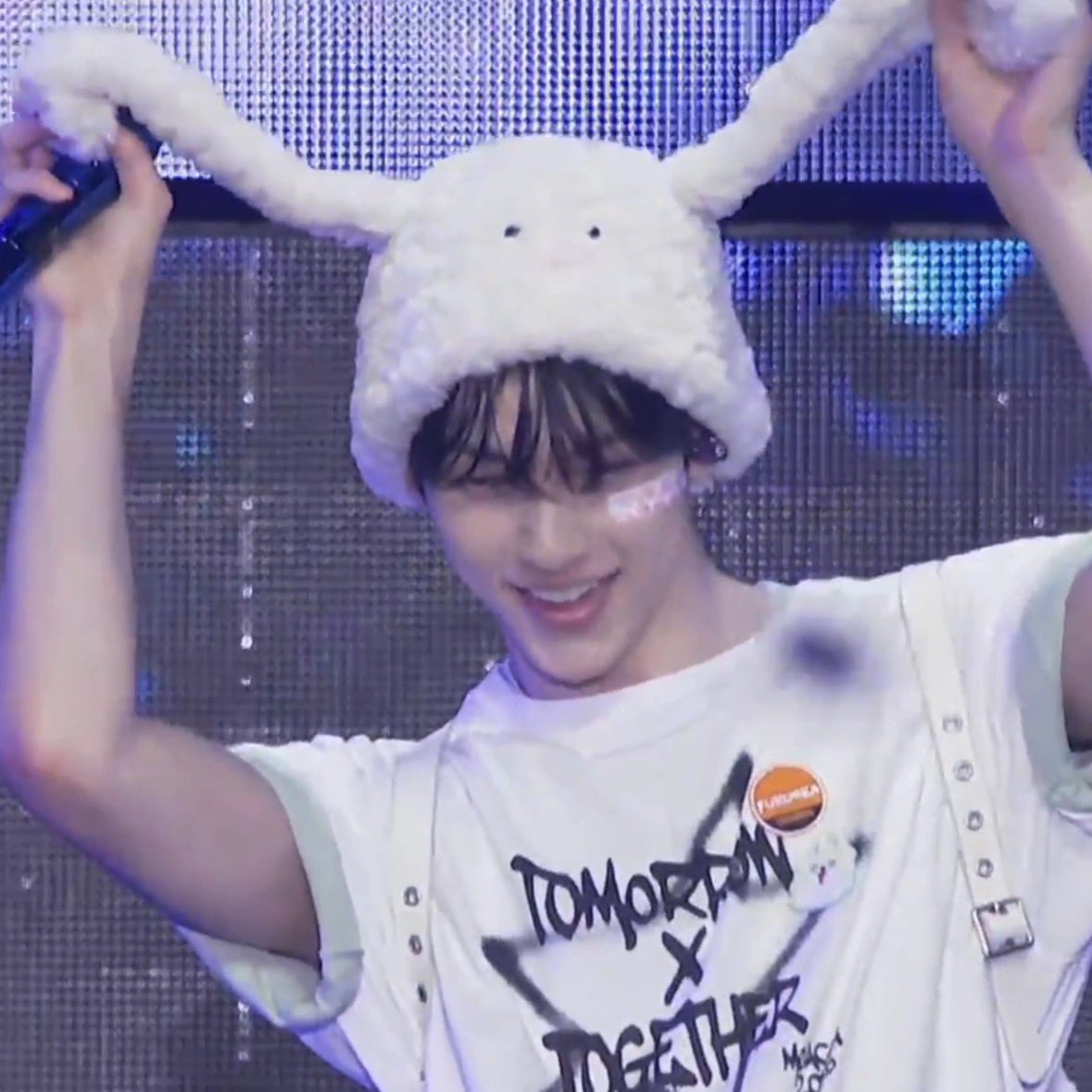 bunnychive's tweet photo. 🐰🐰🐰🐰🐰🐰🐰🐰🐰🐰🐰🐰 https://t.co/Lg9QmxYNu7