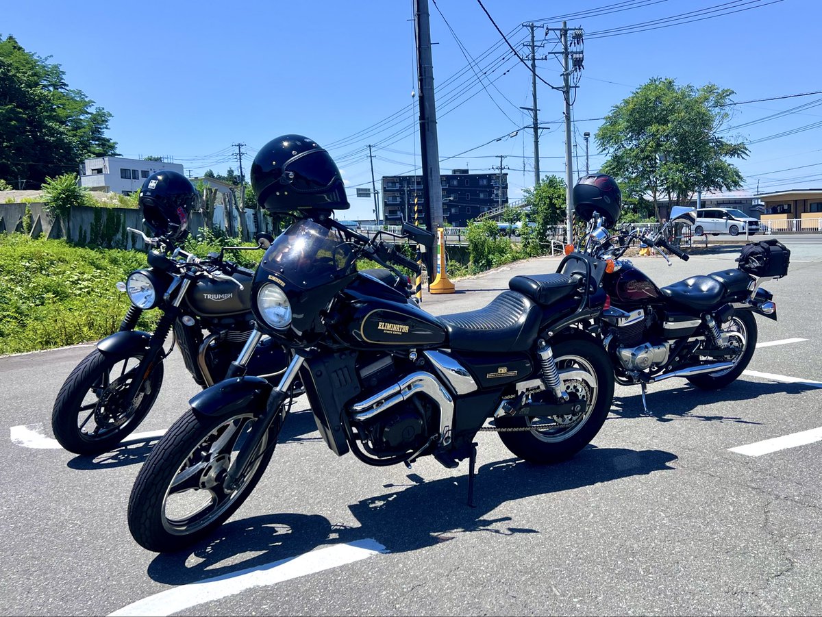 SalutSakura's tweet photo. 今日は秋田の🍴爆盛り🏍️ツーリングに行ってきたよー🙌

半炒飯頼んだのに、一般的な炒飯の2倍近くあるんじゃない？コレ😳めちゃくちゃ美味いし値段は何と¥400‼️
🌸界隈炒飯ランキング1位🥇を獲得しました🙌✨✨

顔出しと🍦ノルマも達成して無事帰宅
それにしても秋田31度は暑すぎ💦
#山内食堂 https://t.co/dsaktRsTBV