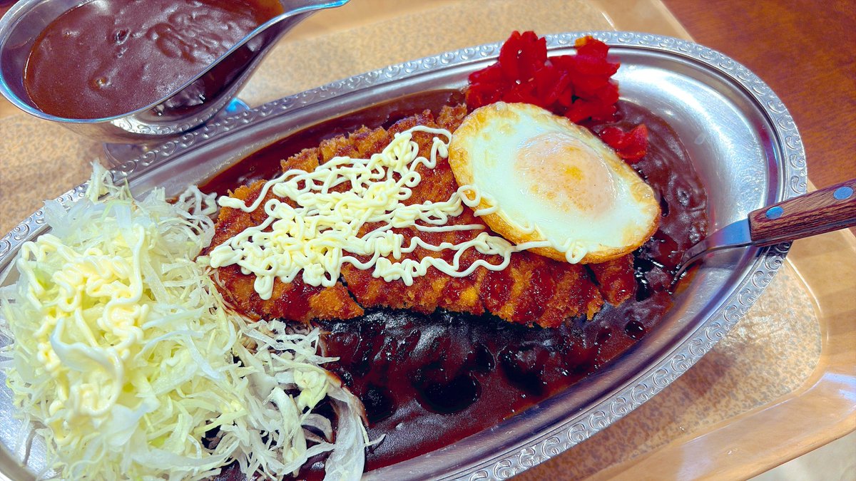 tetenchou's tweet photo. マヨネーズのかけ方が下手っぴ🍛
#ゴーゴーカレー https://t.co/uDx2RP4TBd