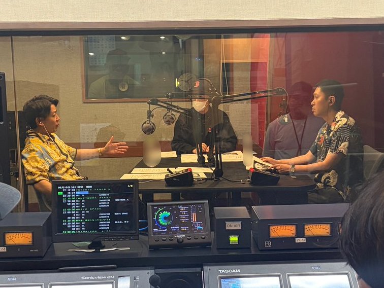 REQJAM_Wed's tweet photo. #ドンデコルテ の #リクジャム水曜 
今日もはじまりました📻

ドンデコルテはダブルインパクトの
ファイナリスト発表記者会見中🎙️
ということで今回は収録です🙏
本当におめでとうございます㊗️

@akmllube0617 @10000nabe https://t.co/xYQIkFMouS