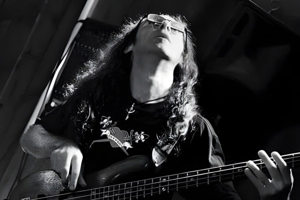 enderrock's tweet photo. Mor a Mallorca l’històric baixista Jaume Armengol 'Jimmy' Torres.
https://t.co/rx2pbsFqbV https://t.co/01caQWLZI2