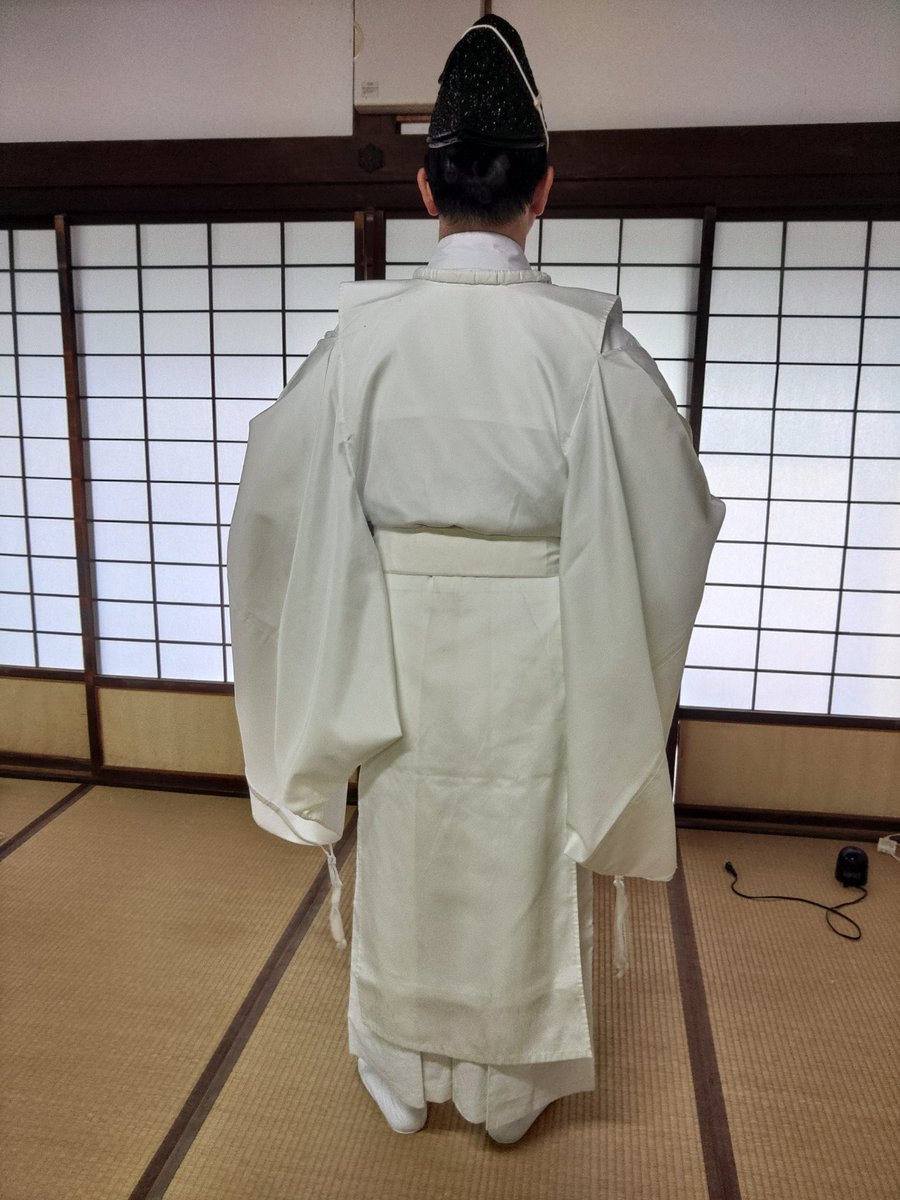 chuzpan1's tweet photo. 今回の籠り行では流石に斎主はなかったが色々な役をやらせていただき有難い日々でした
写真は今回の各種のお祭り時のワイ https://t.co/3Pfl8oYnkx