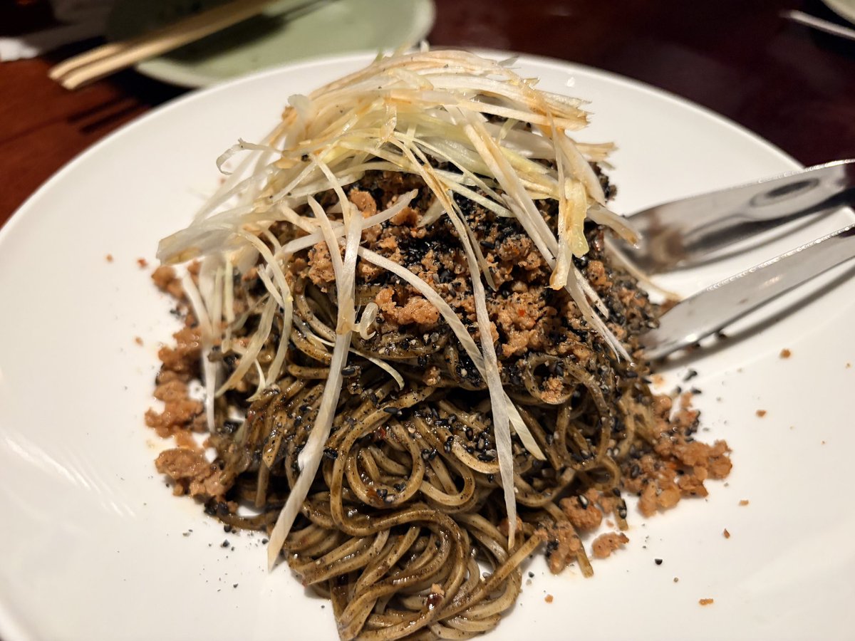 fv_illust's tweet photo. 汁なし担々麺！
#HOOOOPE https://t.co/VBBrCI1bUA