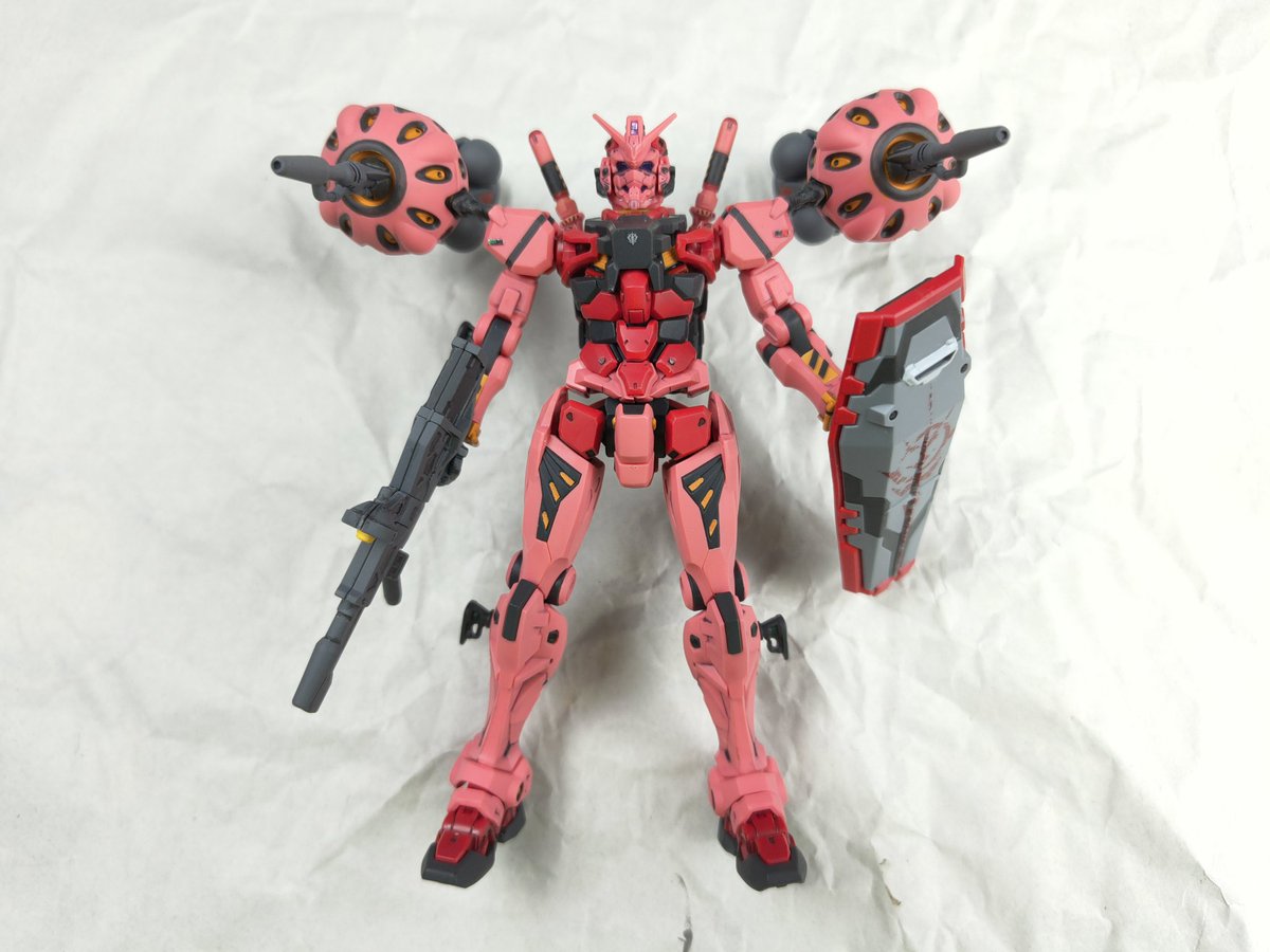 skrdtrt's tweet photo. #赤いガンダム 完成…！
#GQuuuuuuX https://t.co/P6jfIeaqys