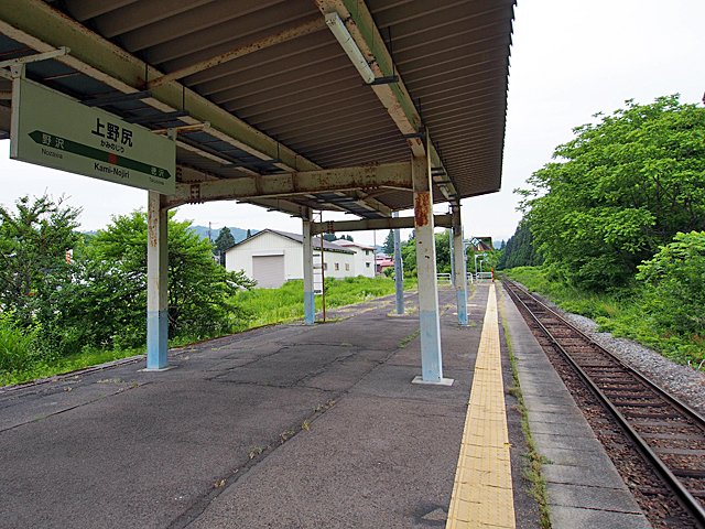 kmgreentea's tweet photo. ■ＪＲ 上野尻駅　駅舎とホーム https://t.co/fdU1yxdF9o