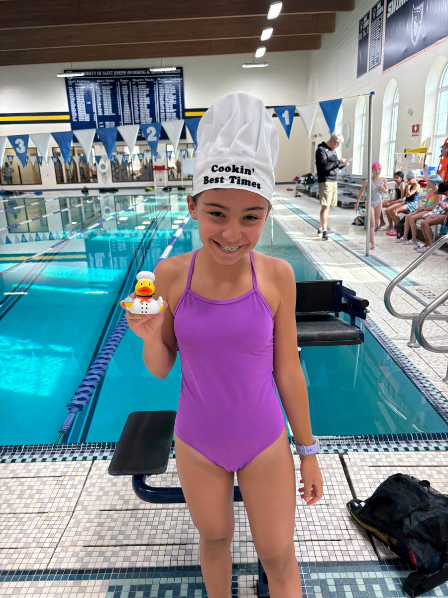 WHATSWIM's tweet photo. Jayda had an awesome meet.  She was cookin in 4 events with 4 personal best times and winning quite few duckies.  👩‍🍳👩‍🍳🍳🔥#WHATworkworks https://t.co/icKkFP1RXr