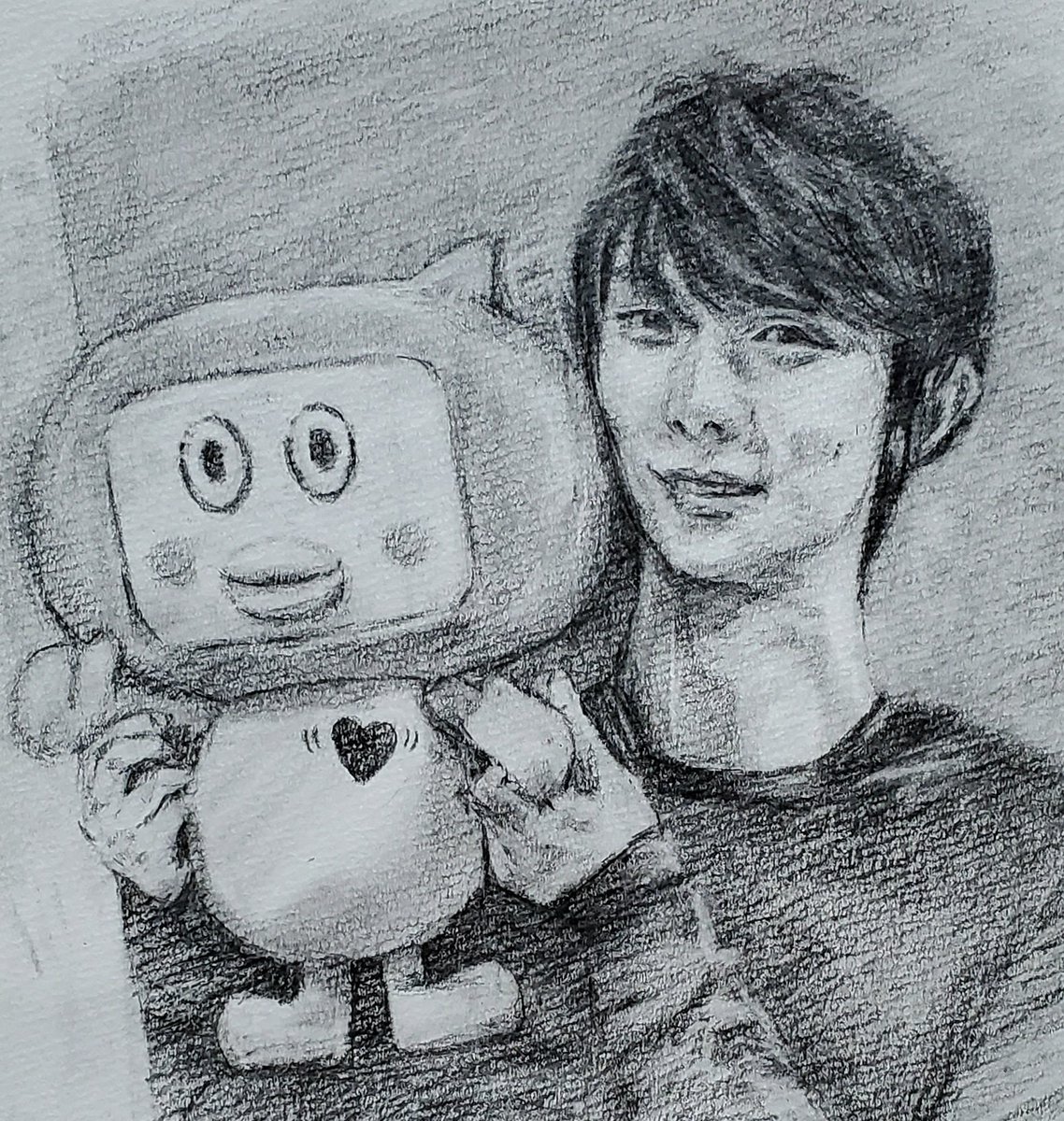 teraskywalker's tweet photo. TVガイドさんのお写真📷️より　鉛筆で描きました
やっぺえになりたい💓
#羽生結弦
#羽生結弦選手が今日も元気で幸せでありますように https://t.co/2yPKBFpoeS