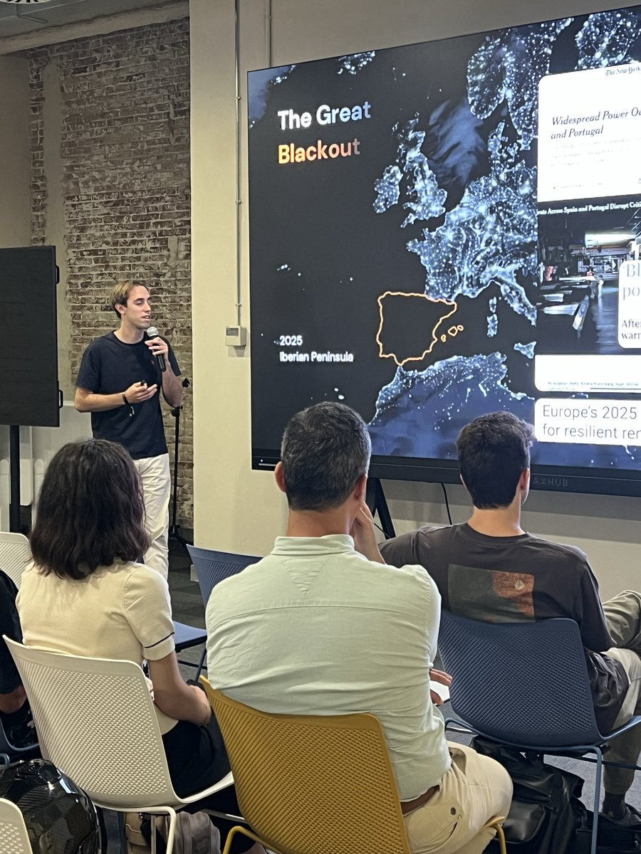 Tech Barcelona tweet media